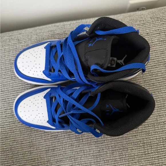 Air Jordan 1 Mid In Royal Blue (read description)